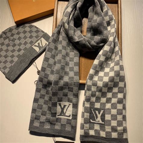 lv mens scarf|louis vuitton beanie and scarf.